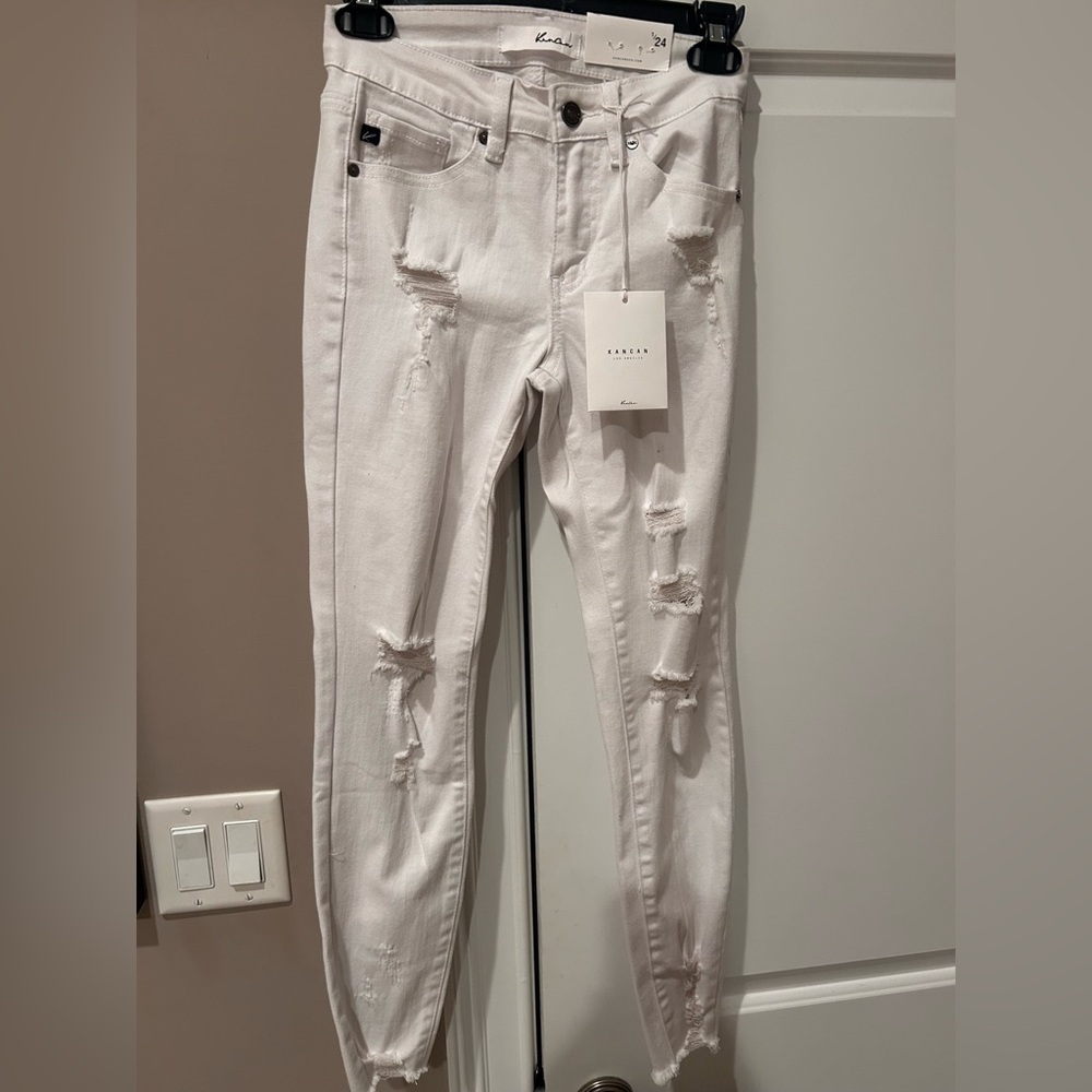 NWT KanCan Midrise White Jeans